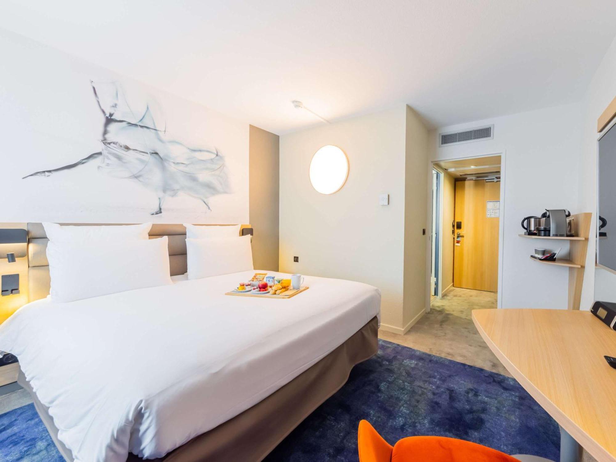 Mercure Paris Massy Gare Tgv Exteriör bild